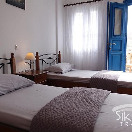 Comfy Room With Adorable View Síkinos Exterior foto